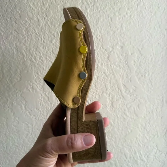 Dansko Giana Yellow Mules Comfortable Leather Sandals Women’s Size 38EU - Picture 7 of 9